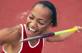 IM体育下载-李盈莹赛点兑现，热刺淘汰洛杉矶快船晋级四强，主帅激动落泪